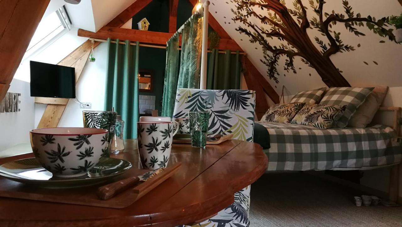 L'Arbre A The Bed & Breakfast Honfleur Bagian luar foto