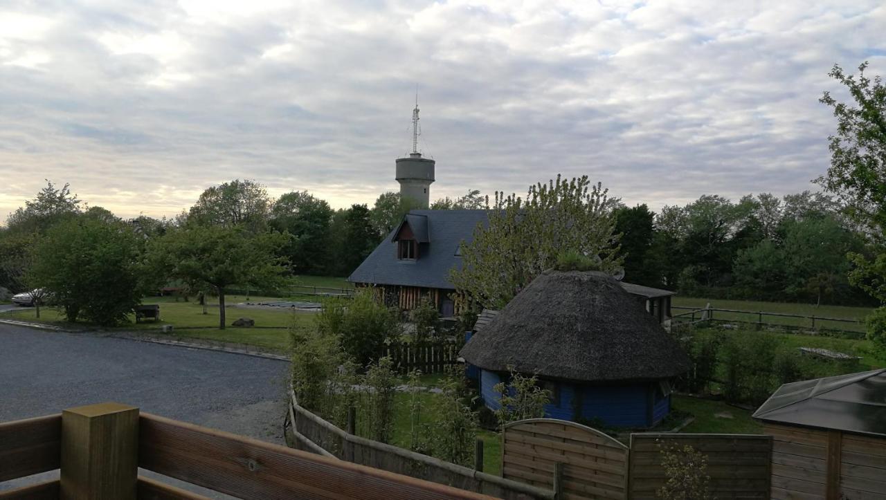 L'Arbre A The Bed & Breakfast Honfleur Bagian luar foto